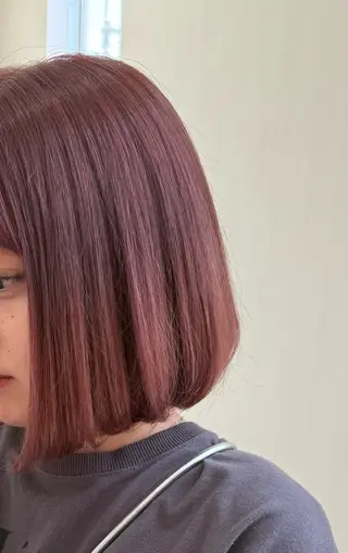 カラー 河野 愛華のヘアスタイル