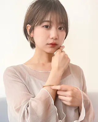 ショート カラー 美髪矯正・レイヤー 倉友哉のヘアスタイル