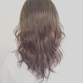セミロング カラー Memoriese 表参道のヘアスタイル