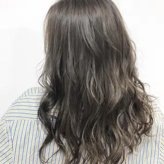 カラー ☁️Stylist Karin☁️のヘアスタイル