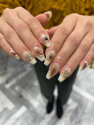 ネイル ユナ🌙 nailのネイルデザイン
