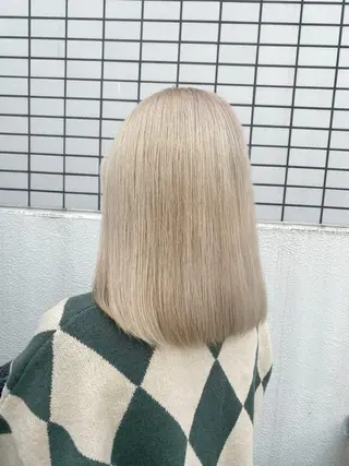 セミロング カラー エフェクトブリーチ 🌟前澤啓太朗のヘアスタイル