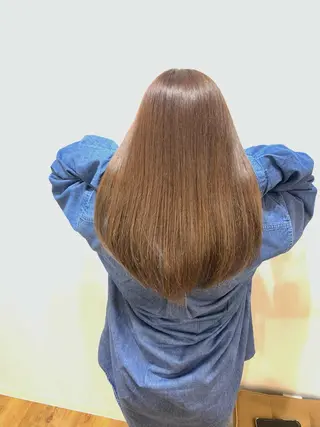 セミロング カラー 🔥ハイトーンカラー ギャルNAOKI🔥のヘアスタイル