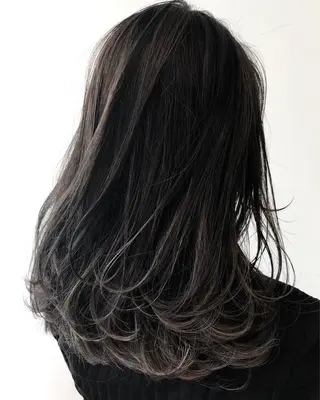 ミディアム カラー 中塚 義人のヘアスタイル