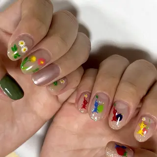 ネイル FIORITURA Maikoのネイルデザイン