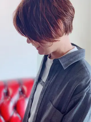 ショート カラー ヤノ ナオミのヘアスタイル