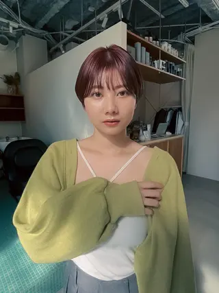 ミディアム 五屋 美咲のヘアスタイル