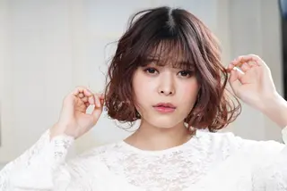 ミディアム カラー パーマ 古川 琴美のヘアスタイル