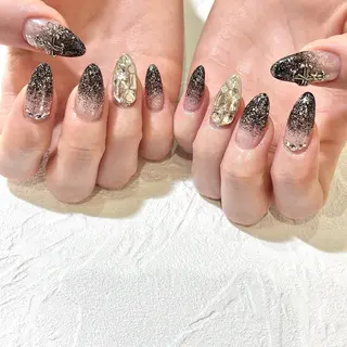 ネイル Allure小山店 Maiのネイルデザイン