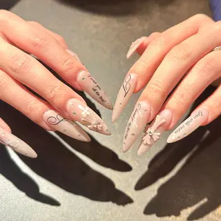 ネイル 🎀FLORANZ 🎀MIKAのネイルデザイン