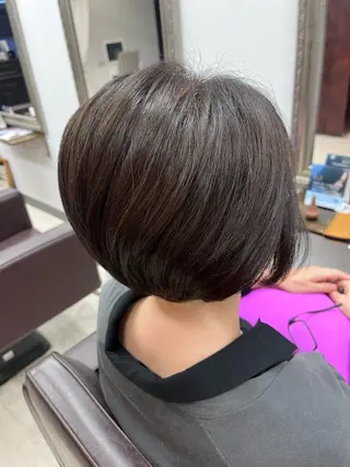 ショート カラー 産休の為お休みです! 小島凜のヘアスタイル