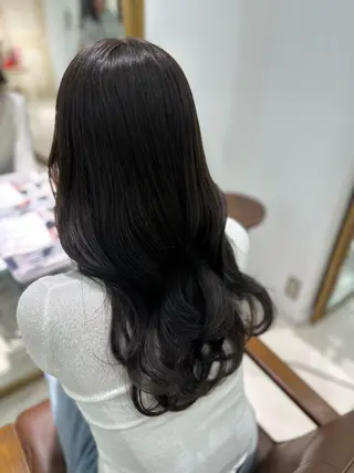 ロング カラー 髪質改善艶カラー🩶 Nanako ⟡.·のヘアスタイル
