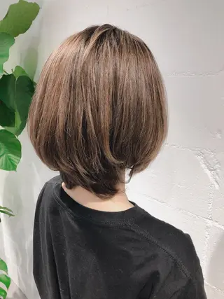 ミディアム ショート・ウルフ✂︎ 安住有咲子のヘアスタイル