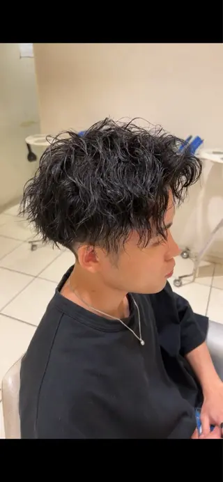 ショート パーマ メンズパーマ 副店長ユウタのヘアスタイル