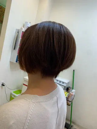 ショート カラー 岡本 幸法のヘアスタイル