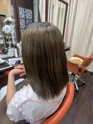 カラー レイヤー×垢抜け/ ハイトーン/朝倉友香のヘアスタイル