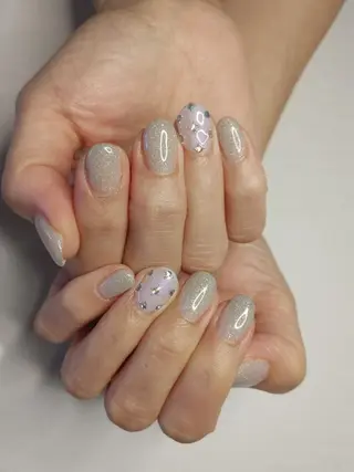 ネイル étoile(エトワール)所属・山田 可愛のネイルデザイン