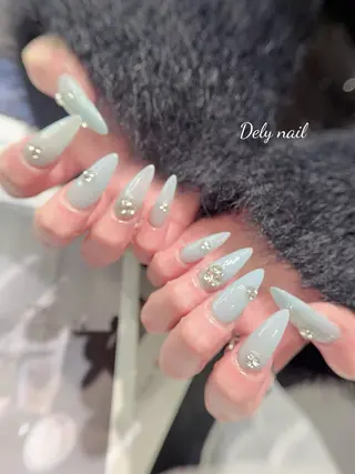 ロング Dely Nailのネイルデザイン
