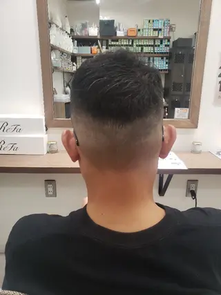 ショート 木田 剛史のヘアスタイル