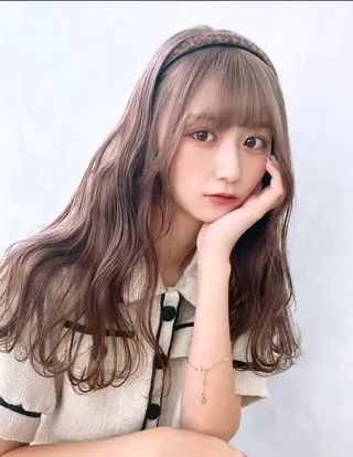 ロング カラー ヘアアレンジ 🧸ブリーチ特化/前 髪/しょうじりか🎀のヘアスタイル