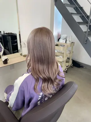 カラー 栗原 響のヘアスタイル