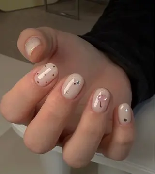 ネイル MQueen ネイルサロンのネイルデザイン