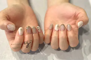 ネイル nailsalon esのネイルデザイン