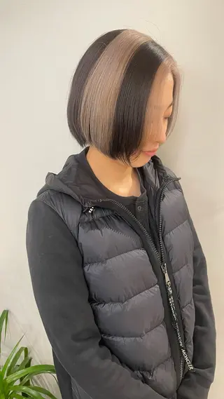 ショート カラー 髪質改善ストレート 🌈似合わせカットのヘアスタイル