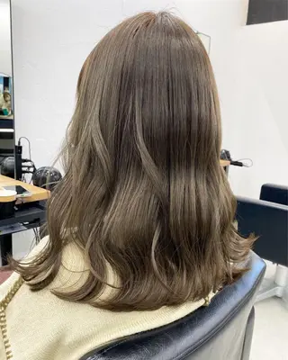 カラー Rico / bob/グレージュのヘアスタイル
