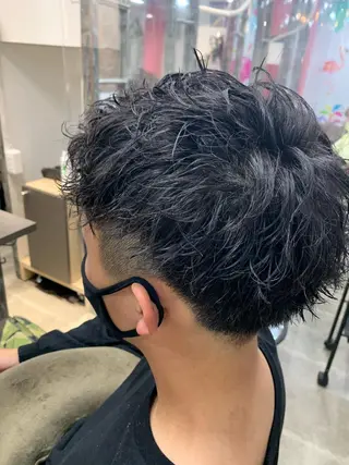 メンズ ヲタク美容師 店長　上原のヘアスタイル