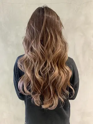 ロング カラー パーマ ヘアアレンジ ITbyALBUM 中野店のヘアスタイル