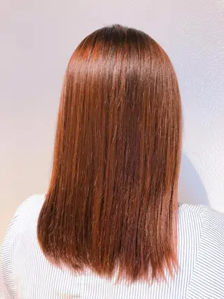 セミロング サロンドユウ こはるのヘアスタイル