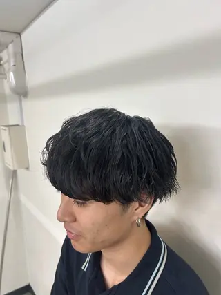 ショート パーマ メンズ 渋谷／ブリーチ／ カラーモデル／はるとのヘアスタイル