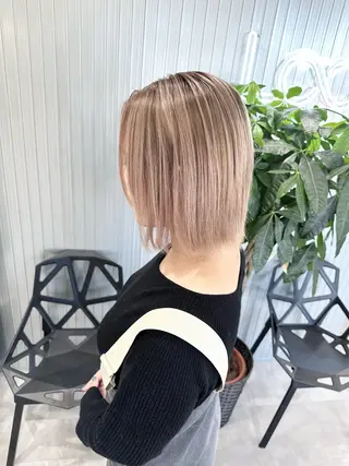 ショート カラー LOOP hairのヘアスタイル