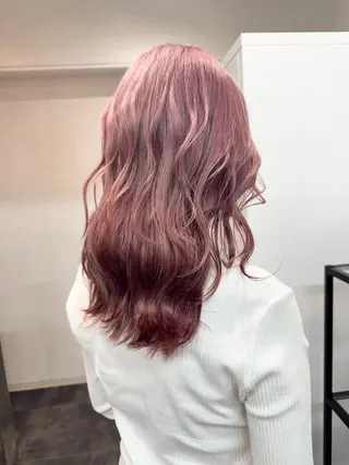 ミディアム カラー M IIのヘアスタイル