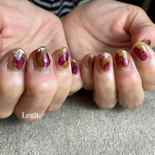 ネイル Legit nail salonのネイルデザイン