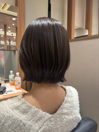 ミディアム 小嶺 歩夏のヘアスタイル