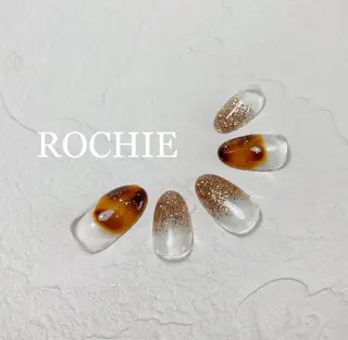 ネイル ROCHIE ロキエ(まなみ)のネイルデザイン