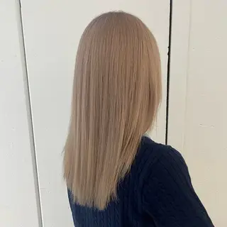 ロング カラー 顔周りカット／透明感 カラー／Kurumeのヘアスタイル