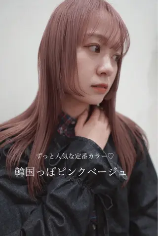 カラー 💛🤍U too e’s 鎌倉🧸のヘアスタイル