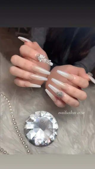 ネイル nailsalon azu所属・nailsalon azu Hinaのネイルデザイン