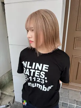 ミディアム カラー niko RINKAのヘアスタイル