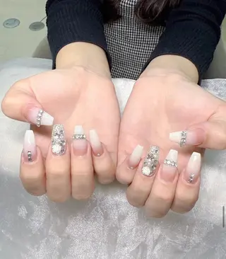 ネイル Hin Nail Osaka所属・Hin Nailsのネイルデザイン