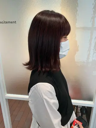 ミディアム カラー 片岡 由依のヘアスタイル