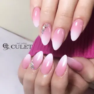 ネイル CULET MOEのネイルデザイン