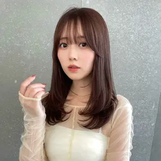 ミディアム カラー ウメダナオヤ/ くびれヘア✨のヘアスタイル
