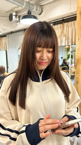 じゅわっと暖色カラー 🍊Moemiのヘアスタイル