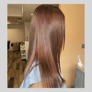 カラー 佐藤 沙也輝のヘアスタイル