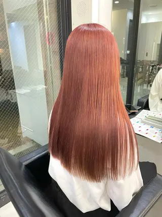 ロング カラー 横山 奈央のヘアスタイル