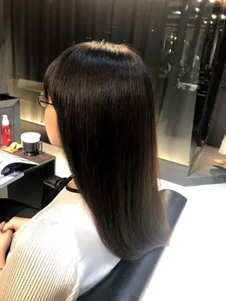 ロング 🇰🇷韓国風艶髪✨ 髪質改善 倉岡しおんのヘアスタイル